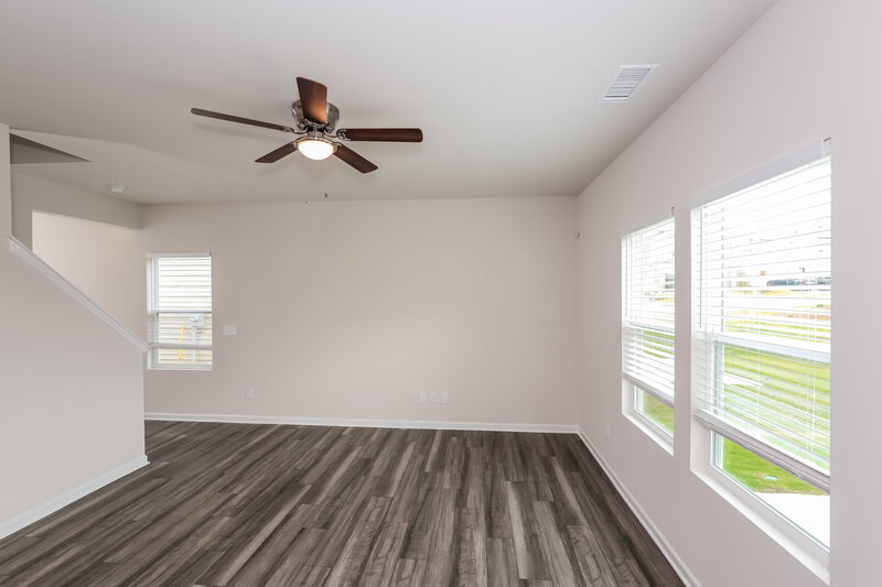 1,920/Mo, 1020 Cherry Stem Road Haw River, NC 27258 Living Room View