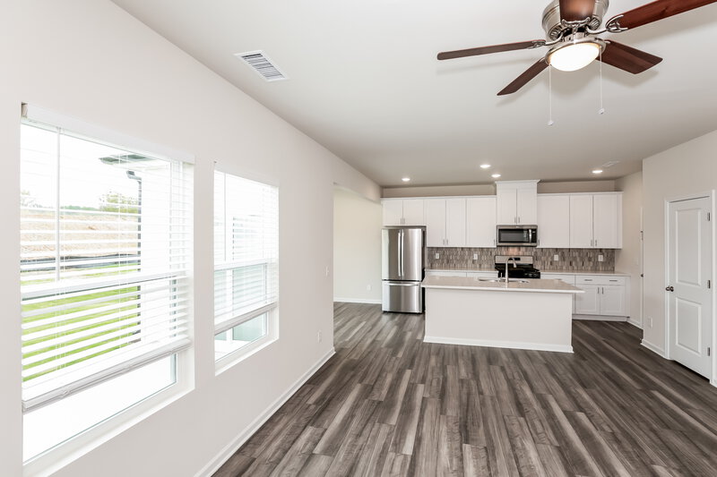 1,920/Mo, 1020 Cherry Stem Road Haw River, NC 27258 Dining Room View 2