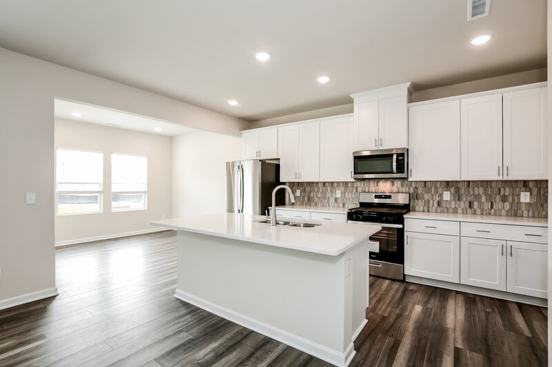 1,920/Mo, 1020 Cherry Stem Road Haw River, NC 27258 Kitchen View 3