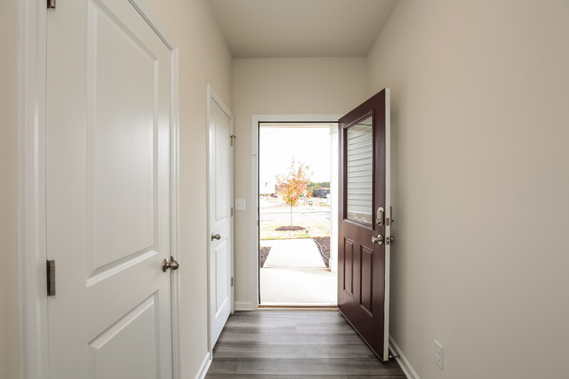1,830/Mo, 1211 Sweet Cherry Drive Haw River, NC 27258 Foyer View