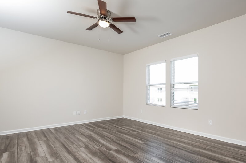 2,050/Mo, 1420 Orchard Hill Road Haw River, NC 27258 Living Room View 2
