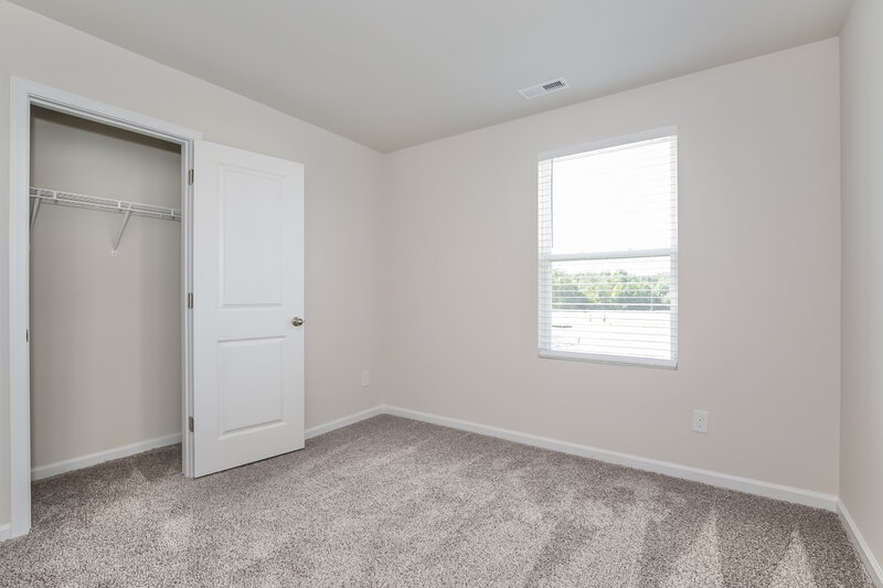 2,050/Mo, 1420 Orchard Hill Road Haw River, NC 27258 Bedroom View