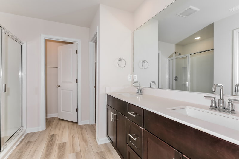 1,885/Mo, 1408 Orchard Hill Road Haw River, NC 27253 Main Bathroom View