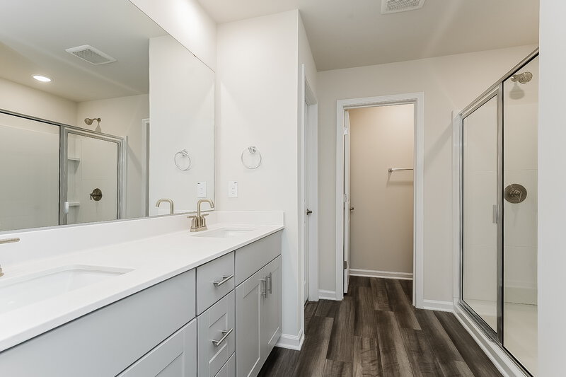 3,010/Mo, 1117 Orchard Stream Drive Haw River, NC 27258 Main Bathroom View