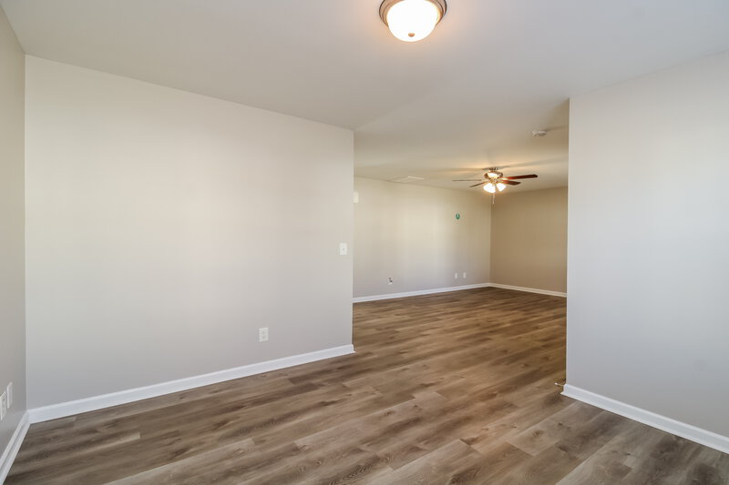 1,645/Mo, 1220 Maple Ridge Dr Burlington, NC 27217 Den View