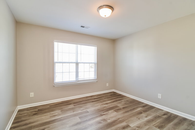 1,645/Mo, 1220 Maple Ridge Dr Burlington, NC 27217 Bedroom View 2
