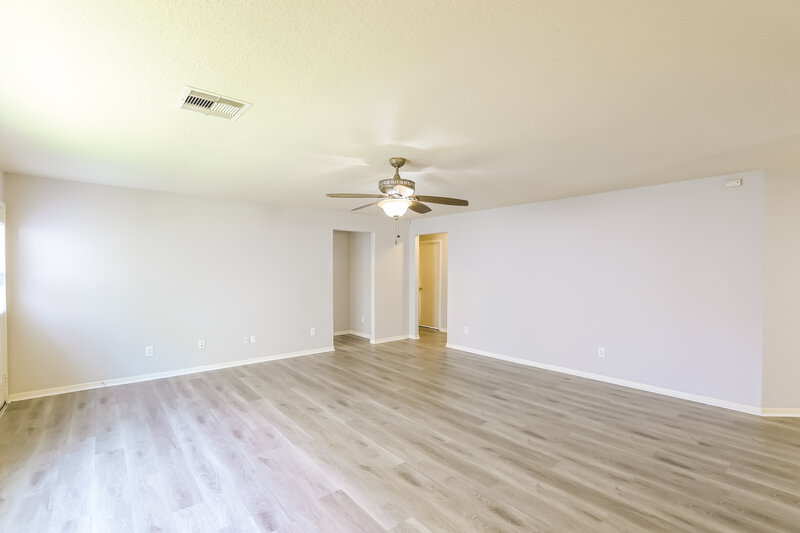 1,875/Mo, 16806 Accolade Way Conroe, TX 77385 Living Room View