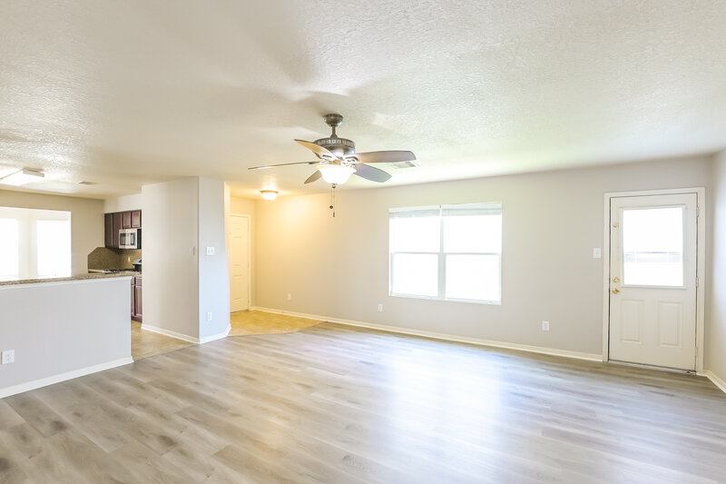 1,875/Mo, 16806 Accolade Way Conroe, TX 77385 Living Room View 2