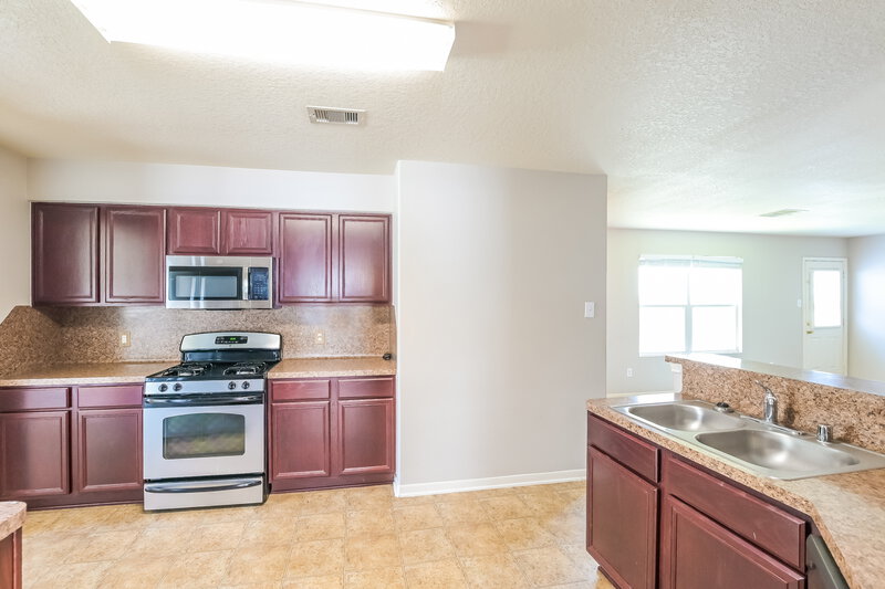 1,875/Mo, 16806 Accolade Way Conroe, TX 77385 Kitchen View