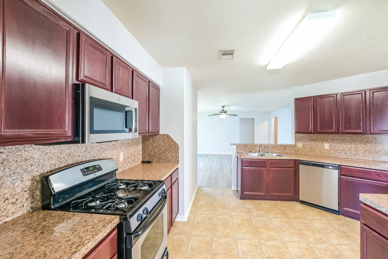 1,875/Mo, 16806 Accolade Way Conroe, TX 77385 Kitchen View 2