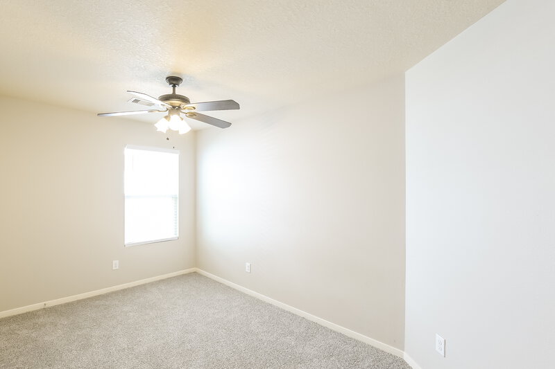 1,875/Mo, 16806 Accolade Way Conroe, TX 77385 Bedroom View