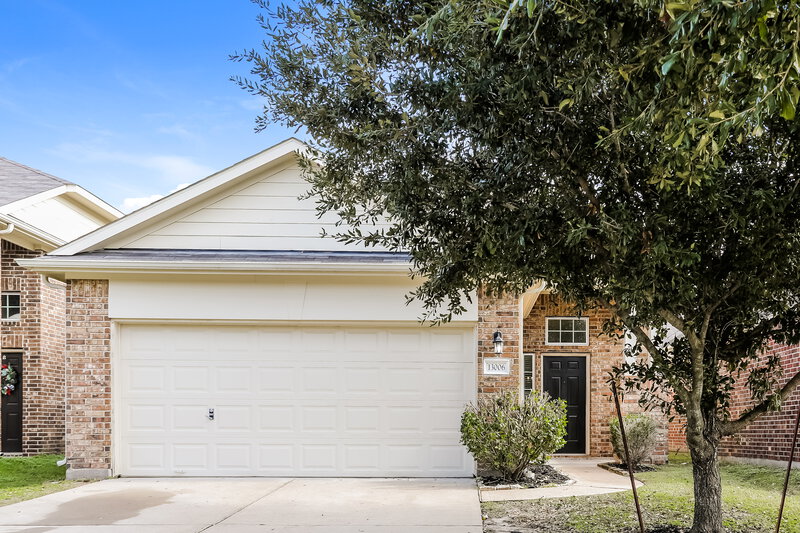 2,000/Mo, 13006 Echo Landing Dr Houston, TX 77070 External View