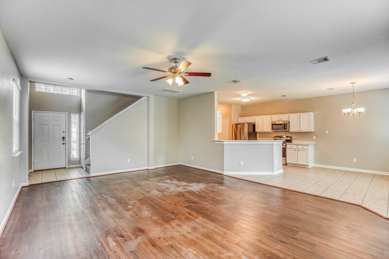 1,980/Mo, 13034 Rose Landing Dr Houston, TX 77070 Living Room View