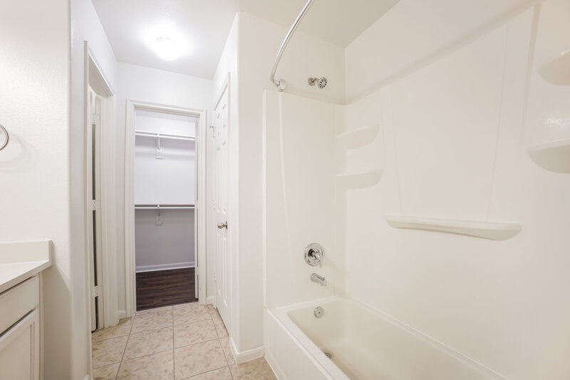 2,120/Mo, 13034 Rose Landing Dr Houston, TX 77070 Misc View 11