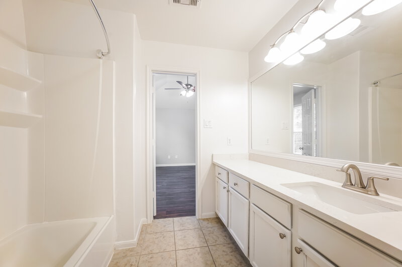 2,120/Mo, 13034 Rose Landing Dr Houston, TX 77070 Misc View 12