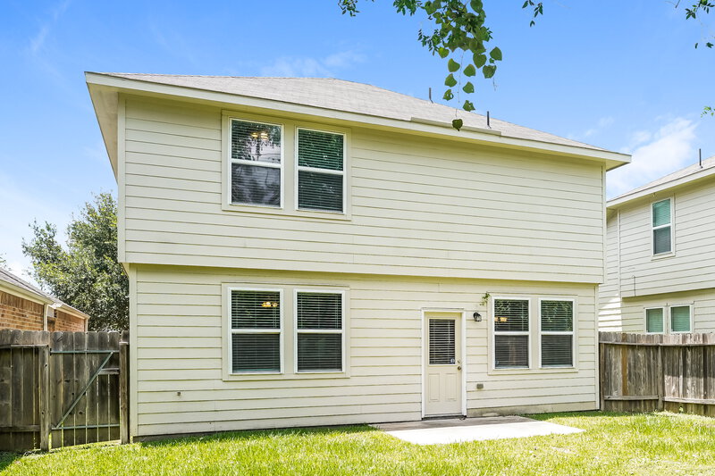 1,980/Mo, 13034 Rose Landing Dr Houston, TX 77070 Rear View