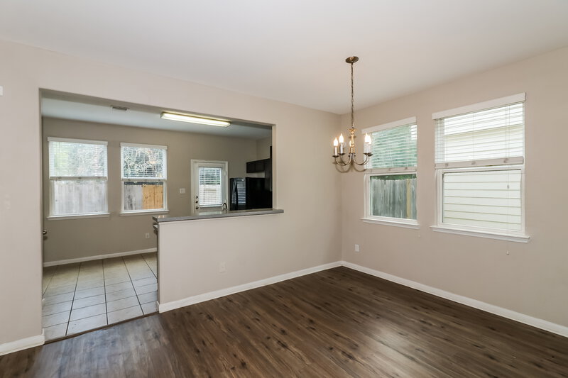 1,980/Mo, 13038 Rose Landing Dr Houston, TX 77070 Dining Room View