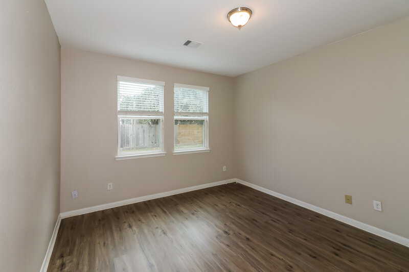 1,980/Mo, 13038 Rose Landing Dr Houston, TX 77070 Main Bedroom View 2