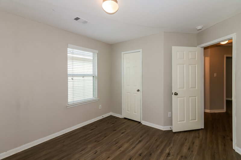 1,980/Mo, 13038 Rose Landing Dr Houston, TX 77070 Bedroom View