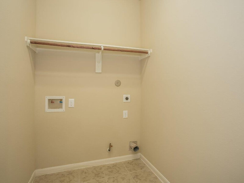 2,110/Mo, 13059 Grey Mills Dr Houston, TX 77070 Laundry Room View