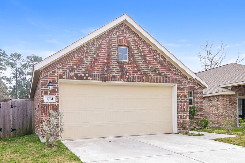 1,820/Mo, 1731 Sahara Dr Crosby, TX 77532 Front View 2