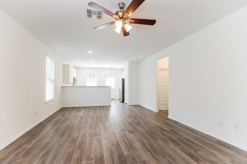 2,020/Mo, 21046 Voyage Ln Porter, TX 77365 Living Room View