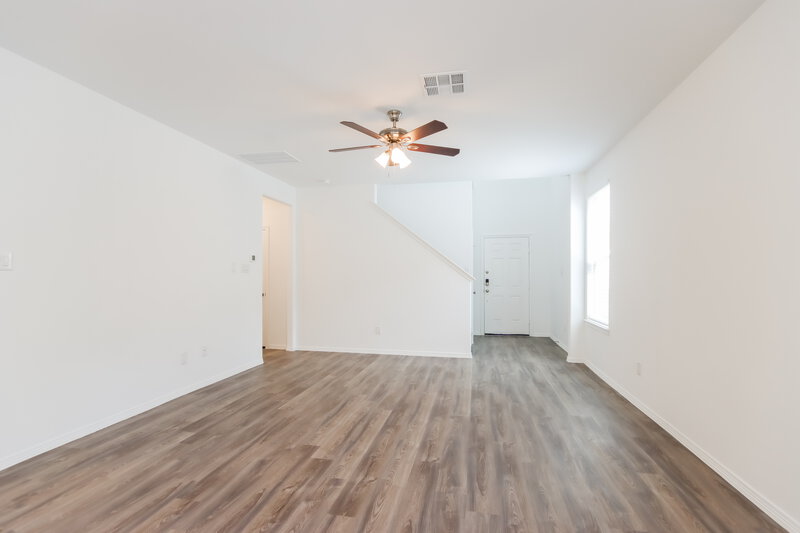 2,020/Mo, 21046 Voyage Ln Porter, TX 77365 Living Room View 2