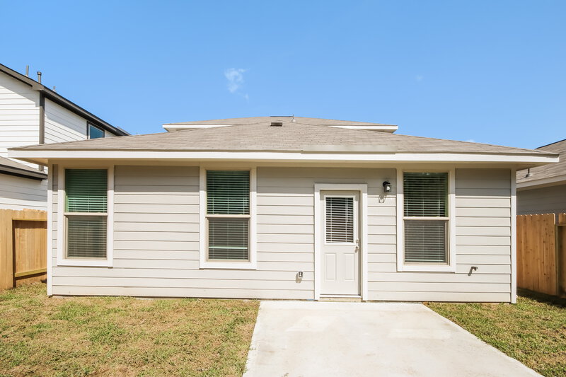 2,020/Mo, 21046 Voyage Ln Porter, TX 77365 Rear View