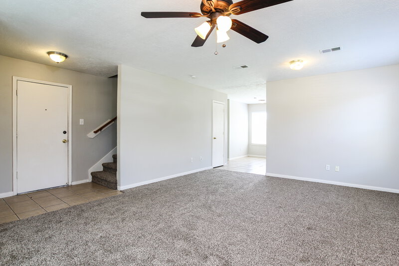 1,790/Mo, 18407 Willow Moss Dr Katy, TX 77449 Living Roomlarge View 2