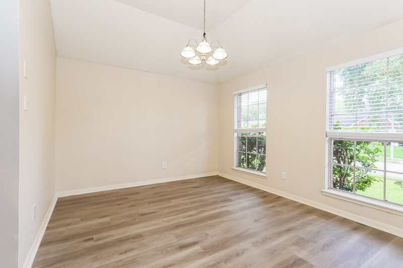 2,215/Mo, 4910 Stone Harbor Dr Friendswood, TX 77546 Dining Room View