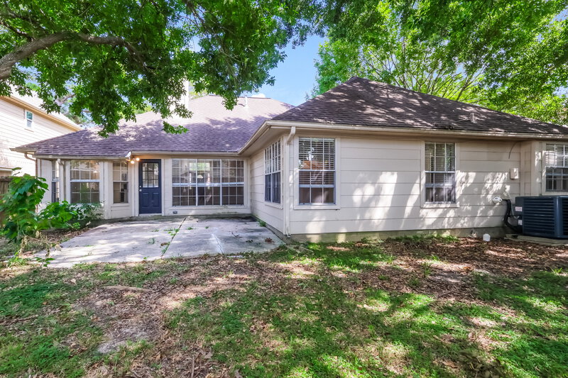 2,215/Mo, 4910 Stone Harbor Dr Friendswood, TX 77546 Rear View