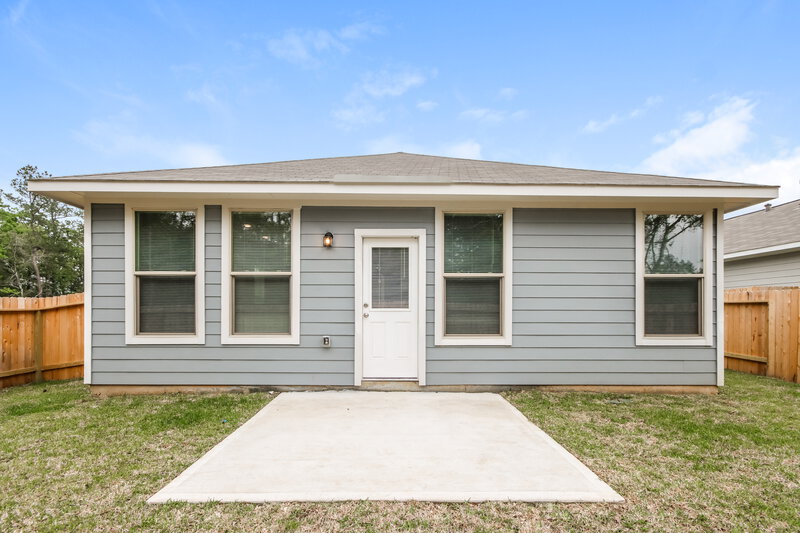 2,290/Mo, 21210 George Vancouver Ct Porter, TX 77365 Rear View