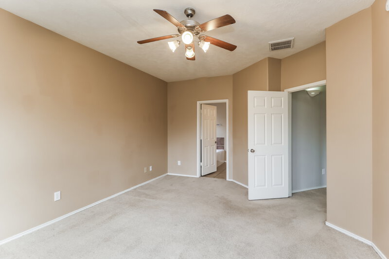 0/Mo, 20403 Louetta Crossing Dr Spring, TX 77388 Main Bedroom View 2