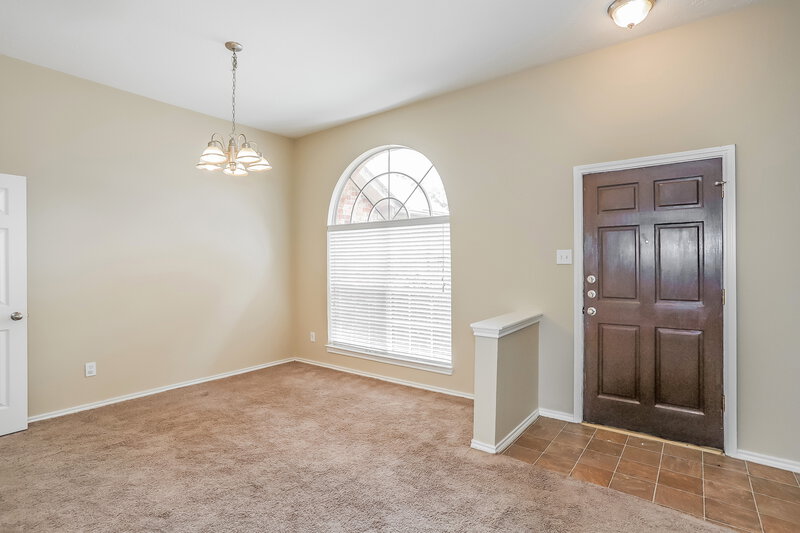 1,850/Mo, 1113 Glenbay Ct La Porte, TX 77571 Foyer View