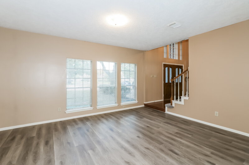 2,300/Mo, 11423 Willow Field Dr Cypress, TX 77429 Living Room View