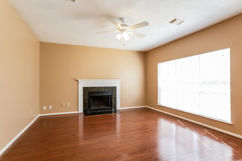 1,960/Mo, 11423 Willow Field Dr Cypress, TX 77429 Family Room View