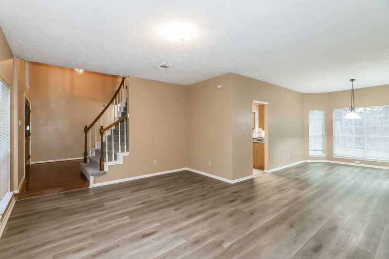 2,300/Mo, 11423 Willow Field Dr Cypress, TX 77429 Living Room View 3
