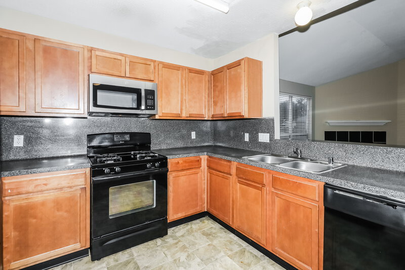 1,900/Mo, 3506 Greenleaf Lodge Ln Fresno, TX 77545 Kitchen View 2
