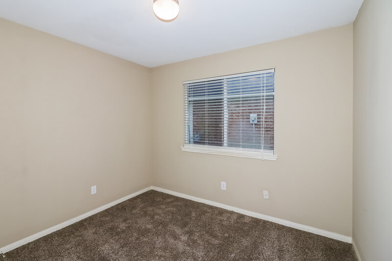1,900/Mo, 3506 Greenleaf Lodge Ln Fresno, TX 77545 Bedroom View 2