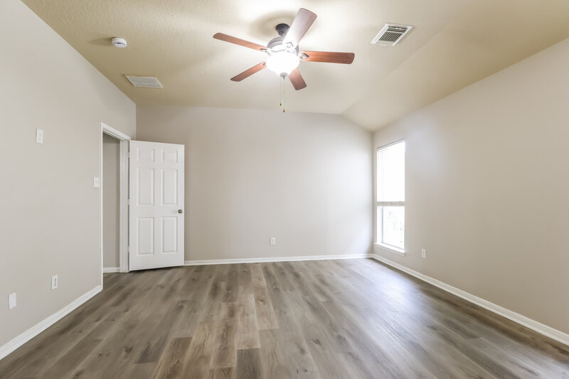 2,095/Mo, 4242 Tree Moss Pl Humble, TX 77346 Main Bedroom View 2
