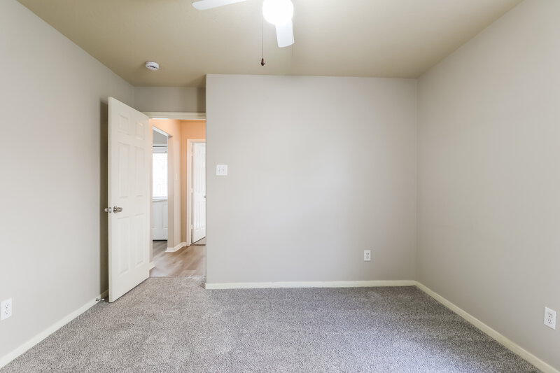 2,095/Mo, 4242 Tree Moss Pl Humble, TX 77346 Bedroom View 2