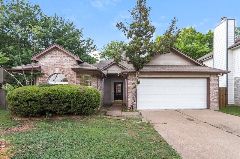 1,685/Mo, 16907 Dusty Mill Dr E Sugar Land, TX 77478 External View