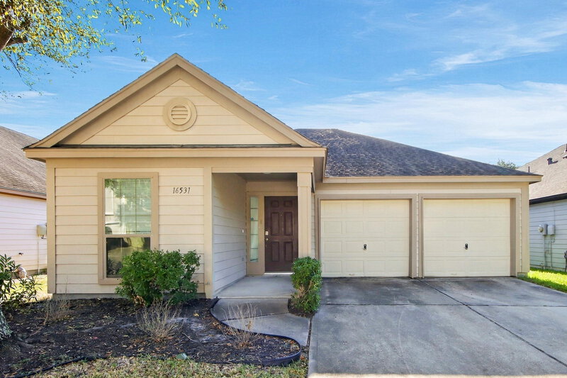 0/Mo, 16531 Strathmore Manor Ln Houston, TX 77090 External View