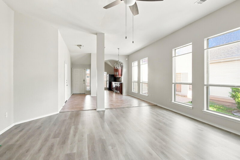0/Mo, 16531 Strathmore Manor Ln Houston, TX 77090 Misc View 2