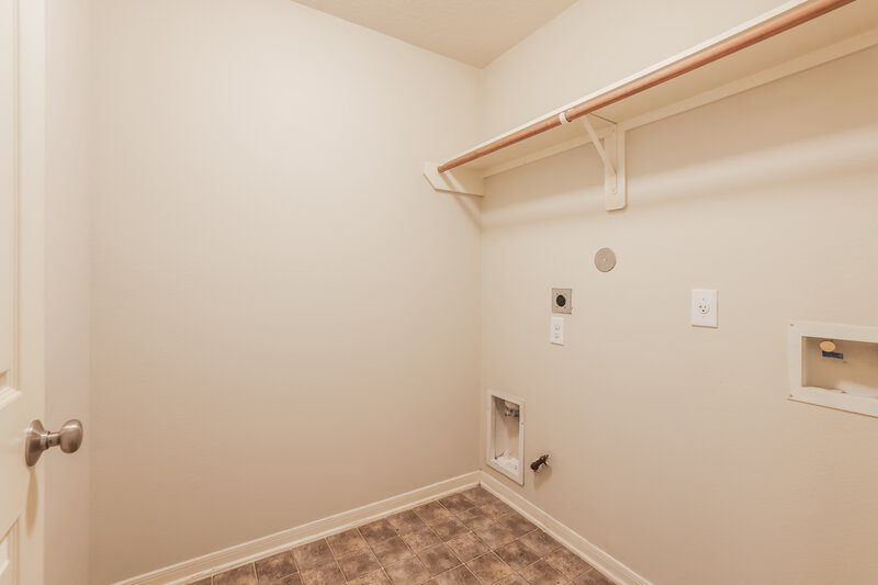 1,735/Mo, 4862 Fair Oak Dale Ln Humble, TX 77346 Laundry Room View