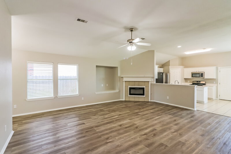 1,950/Mo, 4815 Chase More Dr Bacliff, TX 77518 Misc View 4