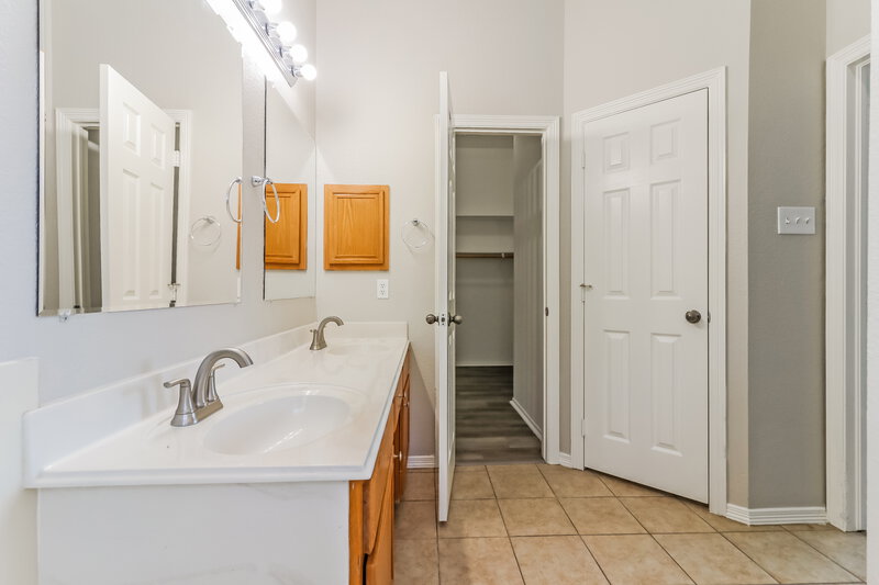 1,950/Mo, 4815 Chase More Dr Bacliff, TX 77518 Misc View 15