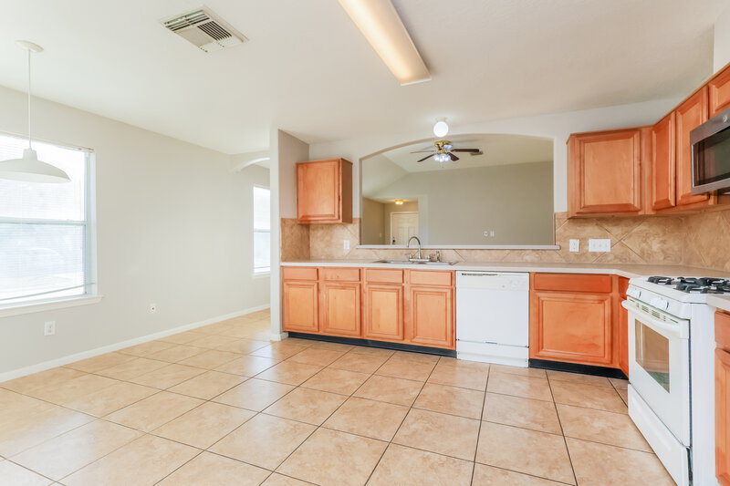 1,720/Mo, 2623 Merganser Ct Humble, TX 77396 Kitchen View 2