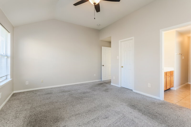 1,720/Mo, 2623 Merganser Ct Humble, TX 77396 Main Bedroom View 2