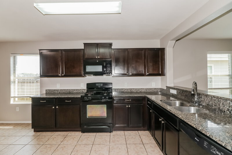 1,910/Mo, 21370 Beacon Springs Ln Katy, TX 77449 Kitchen View